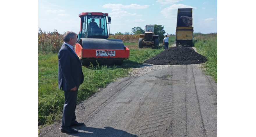Nasipaju se dve ulice u Šimanovcima